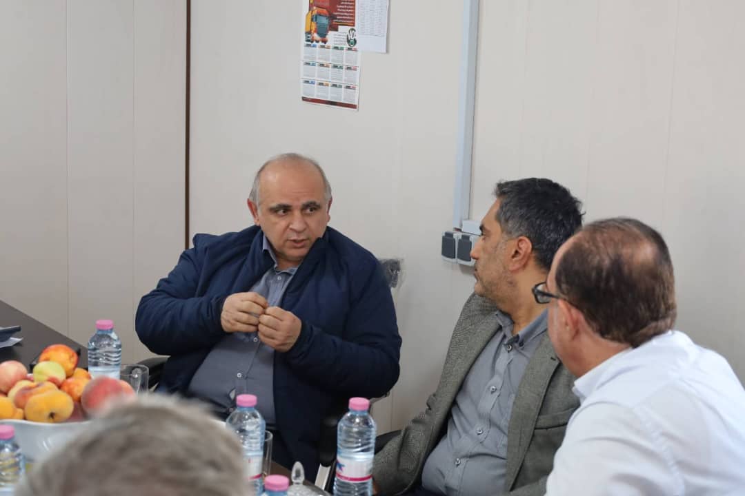 CEO of NIPeC visits Shahr Babak Complex Hotel Project (7)