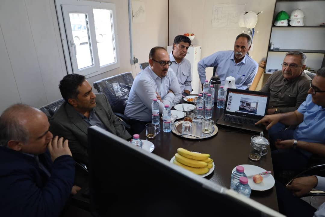 CEO of NIPeC visits Shahr Babak Complex Hotel Project (9)